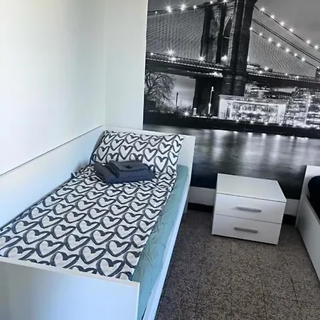 Treviglio-centro Apartment *